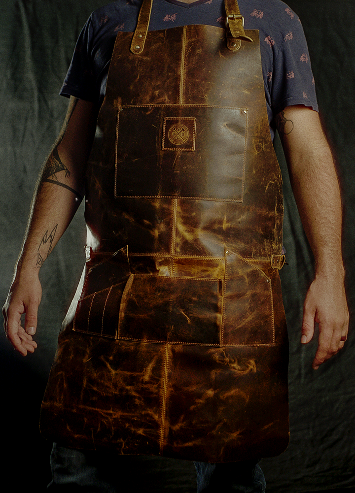 Mixologist Full Grain Buffalo Leather Apron: Without Initials
