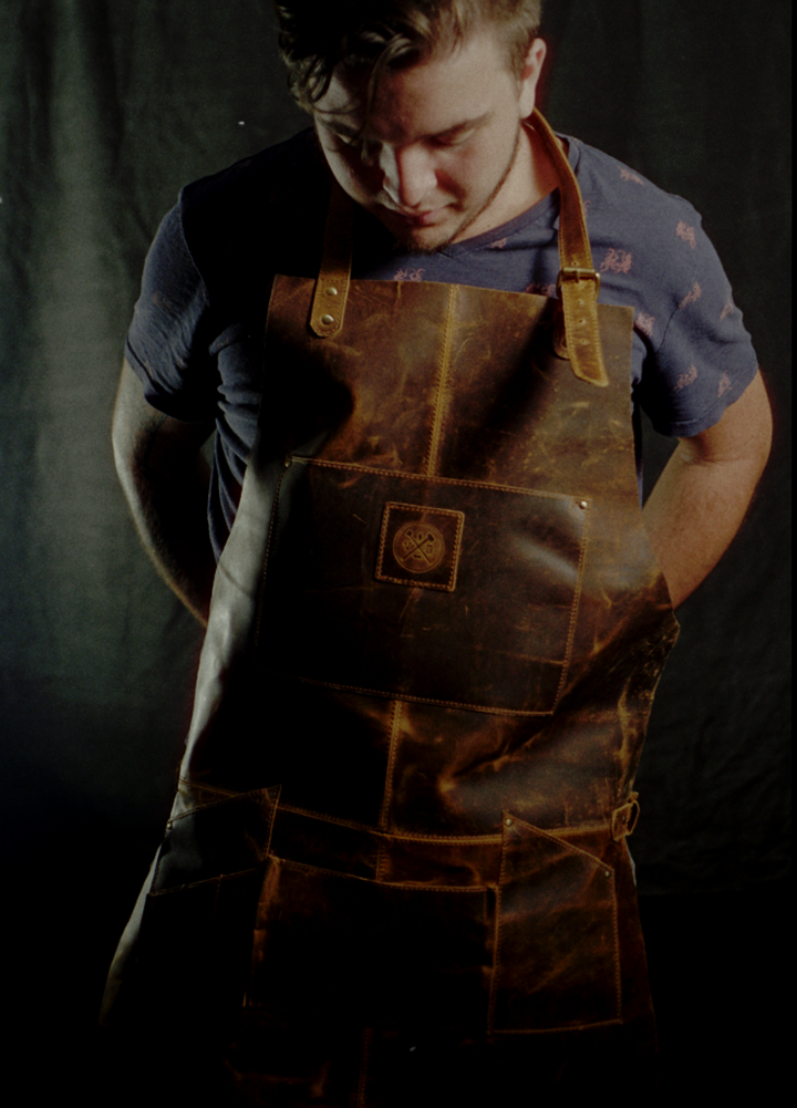 Mixologist Full Grain Buffalo Leather Apron: Without Initials