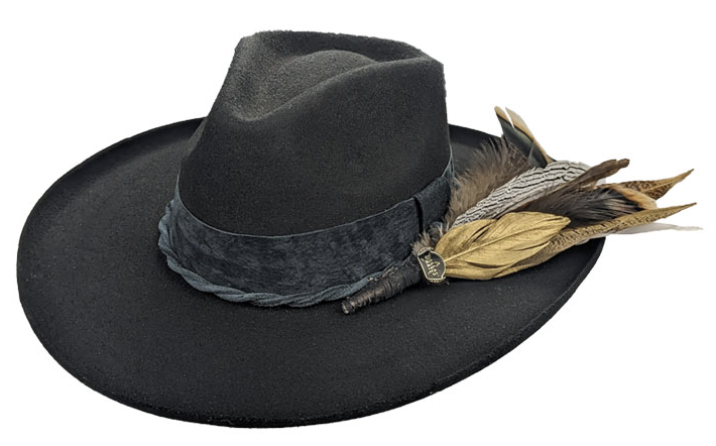 Luna Negra Black Pinch Front Felt Hat with Feather Detail | 4-Inch Brim