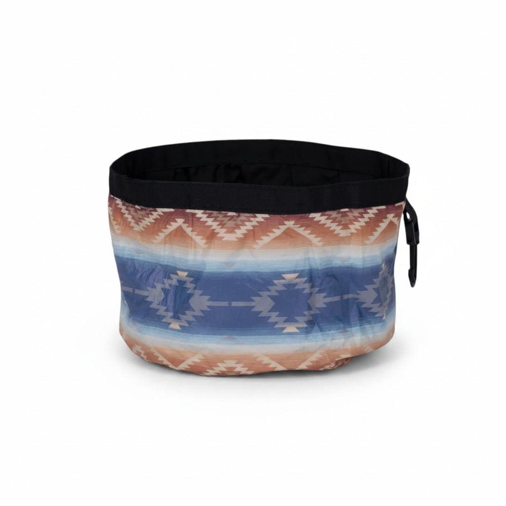 Pet Travel Portable Dog Bowls, Collapsible Polyester Feeders for Puppies, Outdoor Accessories, Lightweight & Compact